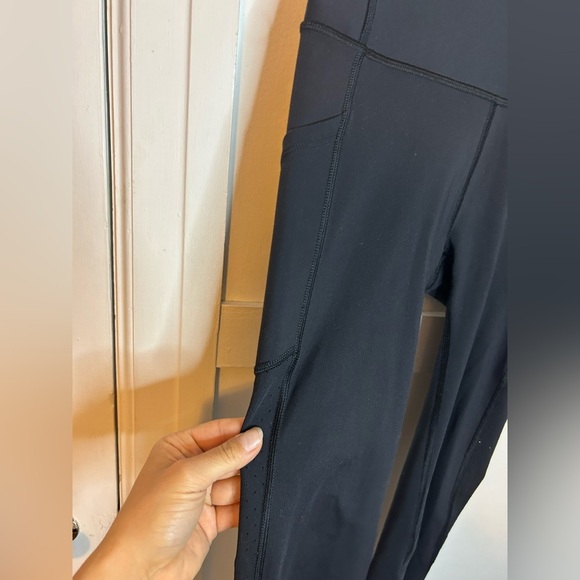 Gap Fit Black Sculpt Revolution Active Leggings - Picture 7 of 8